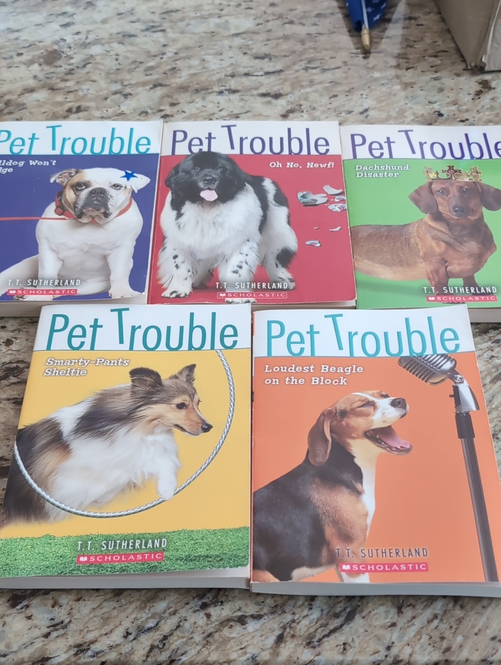 Pet Trouble Dog Book Set Of 5